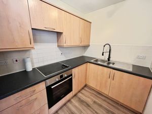 Kitchen- click for photo gallery